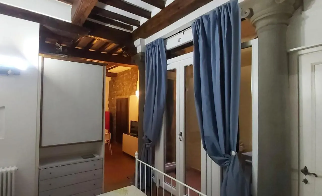 Borgo Allegri Apartment Florence